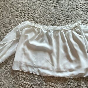 Simple Apparel 3/4 sleeve crop top